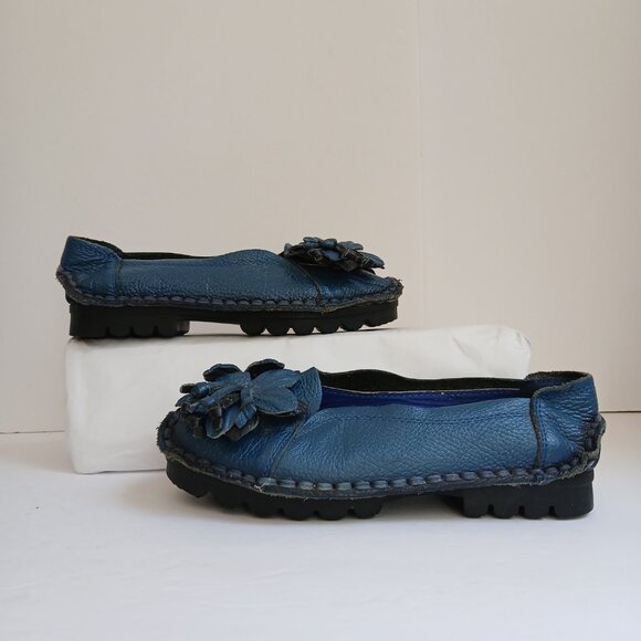 Vintage Handcrafted Blue Leather 3D Flower Slip-On Lug Sole Moccasins Sz 7 - Picture 8 of 12